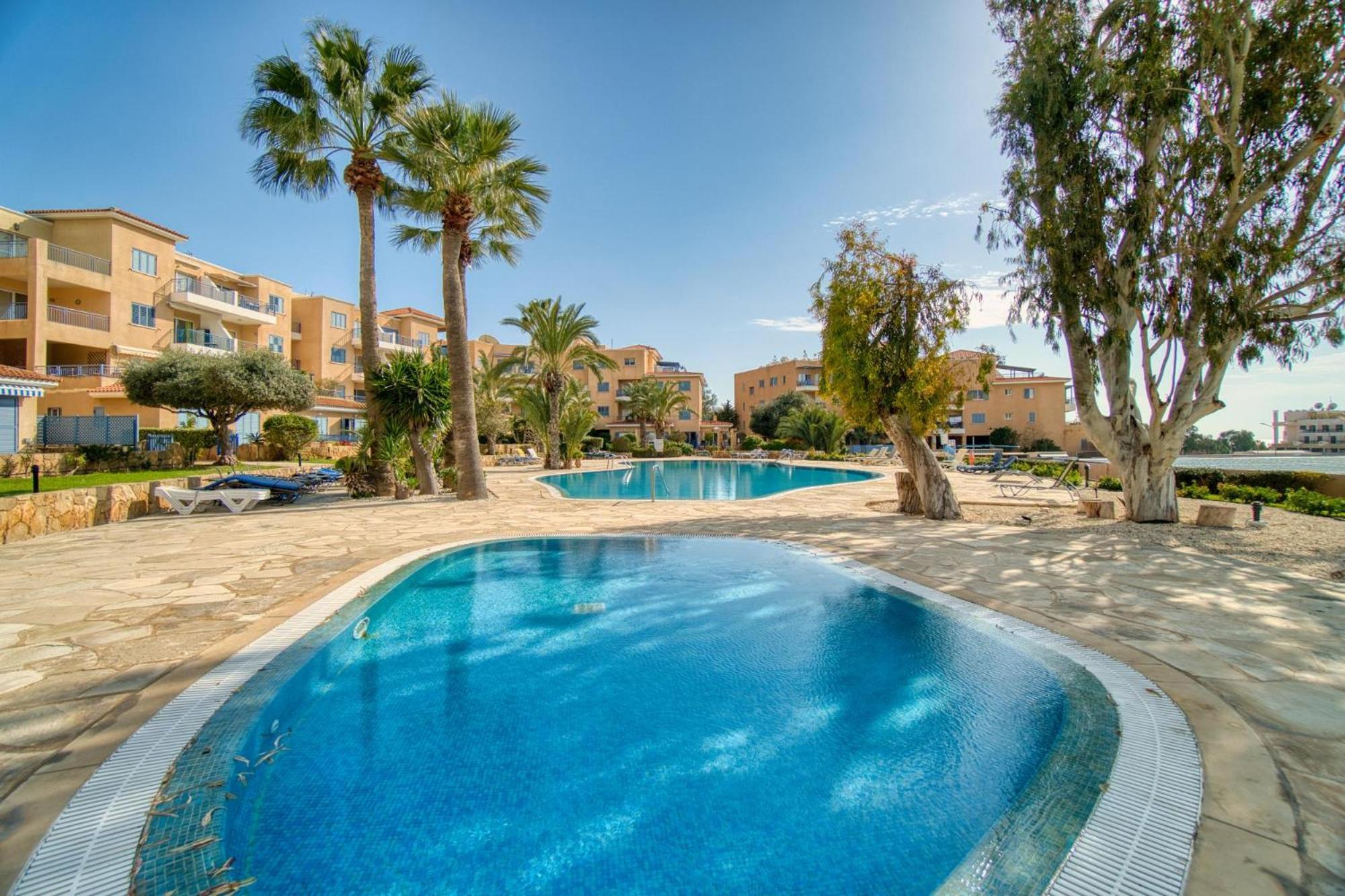 Kings Palace 2 Bed Апартаменти Пафос